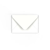 Envelope branco – aba em diamante 65x94 mm