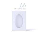 Conjunto de cartões brancos texturados com acabamento martelado e janela oval